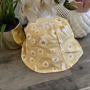 NEW Daisy Bucket Hat